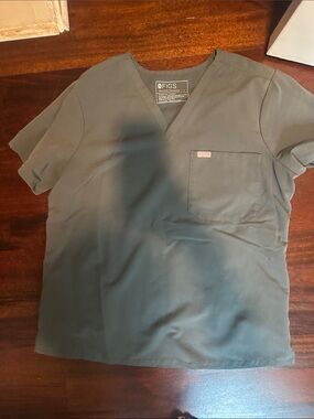 Figs  V-Neck Scrub Top - Slate Green